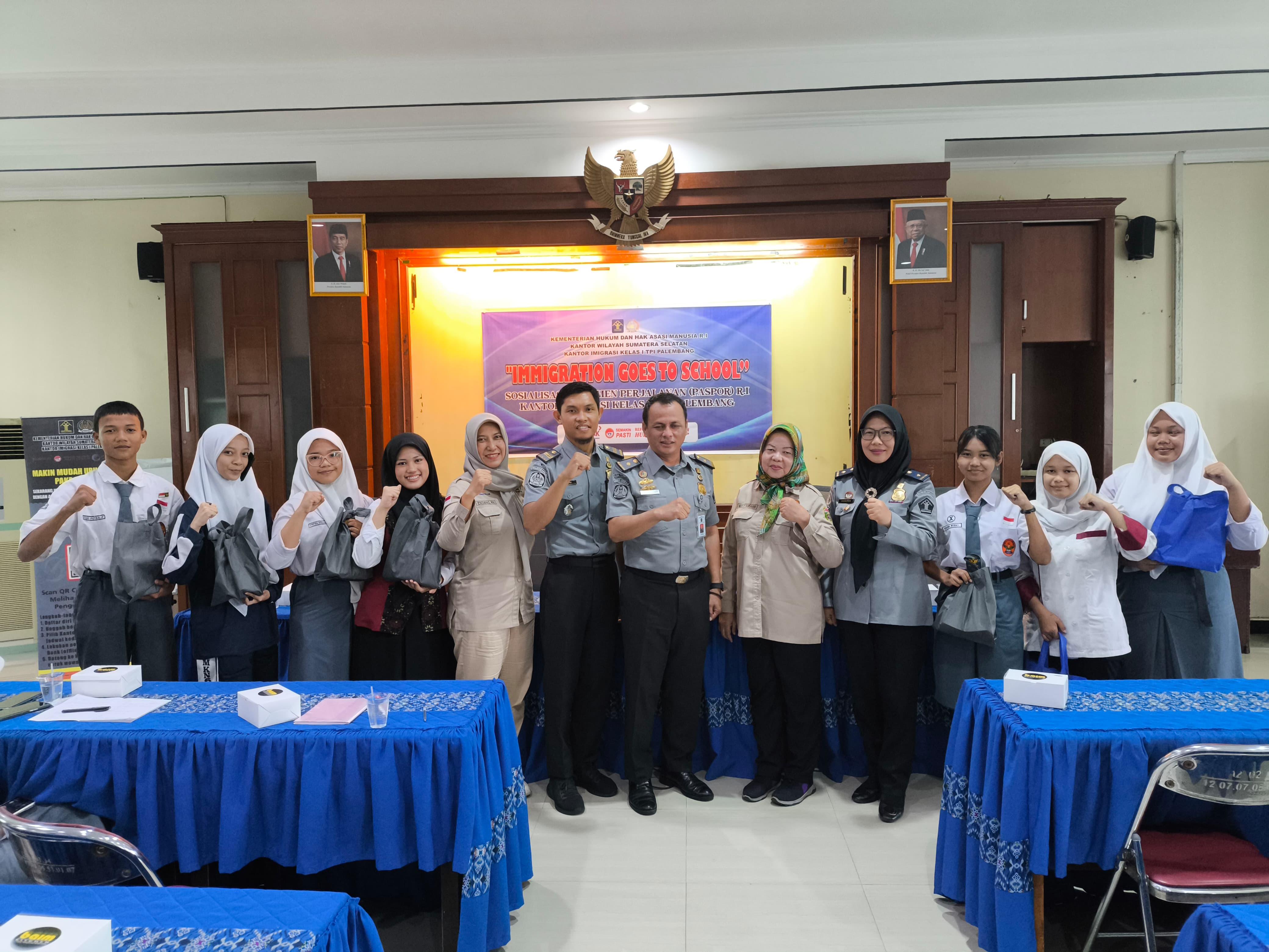 Immigration Goes to School SMK N 6 Palembang